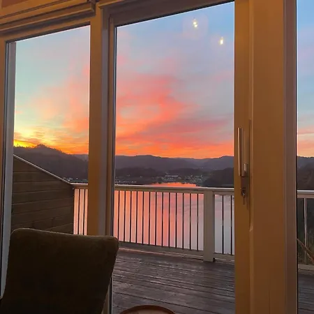 公寓 With Great Sunset View! *